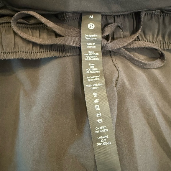 Lululemon Athletica Black Shorts - Picture 2 of 4